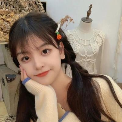 黛丝姑娘封面